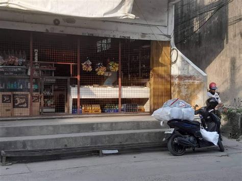 Sari store Properties for rent .